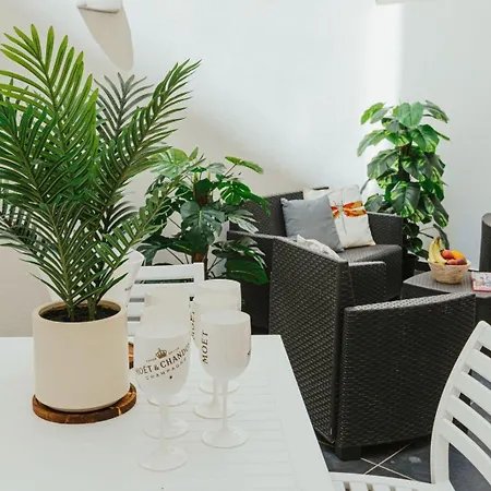 Apartment Sea Side Luxurious 2 Bdr Sliema