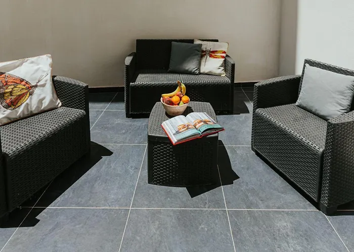 Sea Side Luxurious 2 Bdr Apartment Sliema