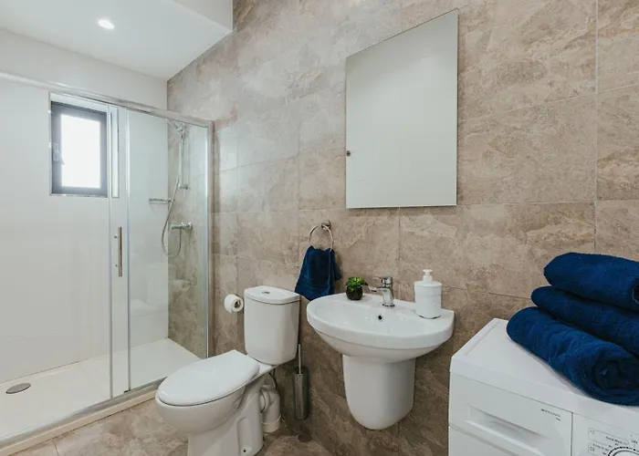 Sea Side Luxurious 2 Bdr Apartment Sliema