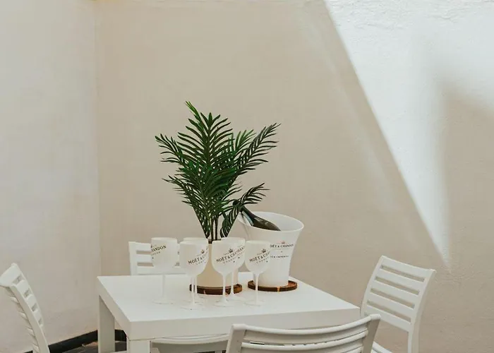 Sea Side Luxurious 2 Bdr